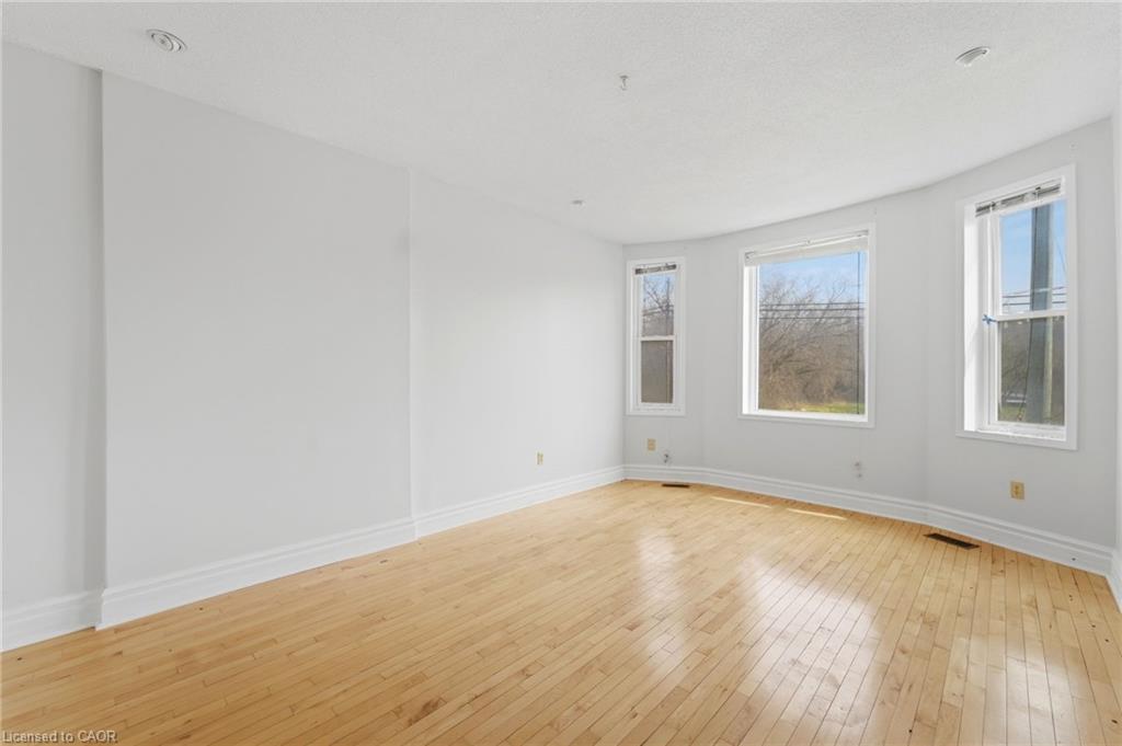 73 River Road Property Photo 20
