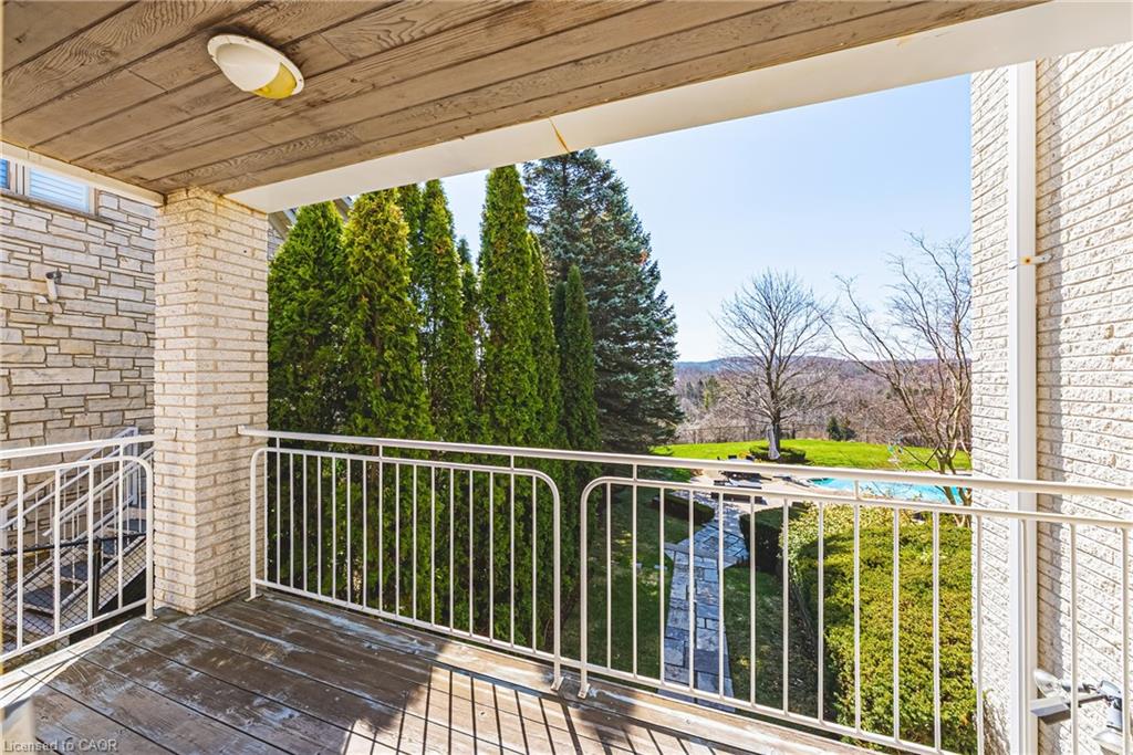 2 Anslow Court Property Photo 8