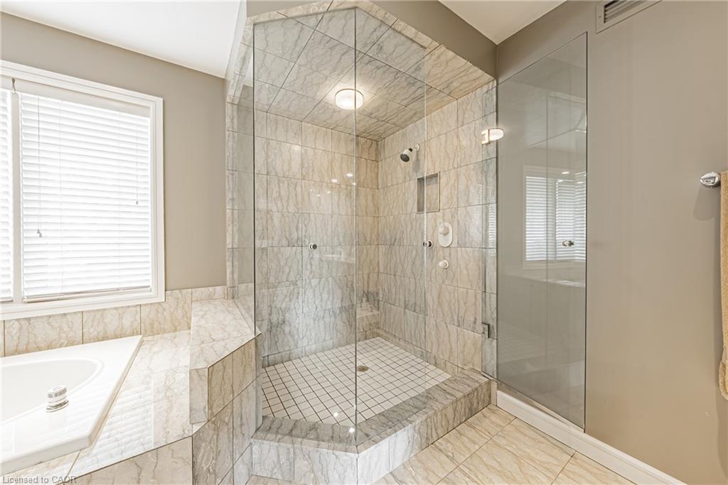2 Anslow Court Property Photo 27