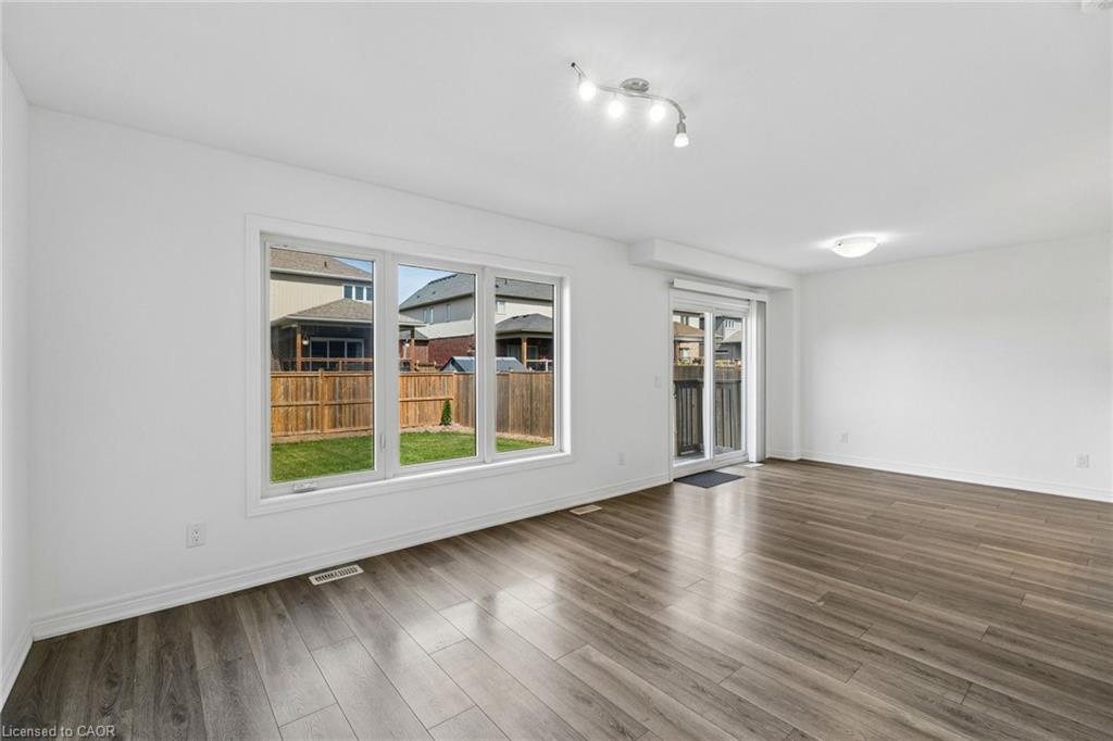 4 Viger Drive Property Photo 16