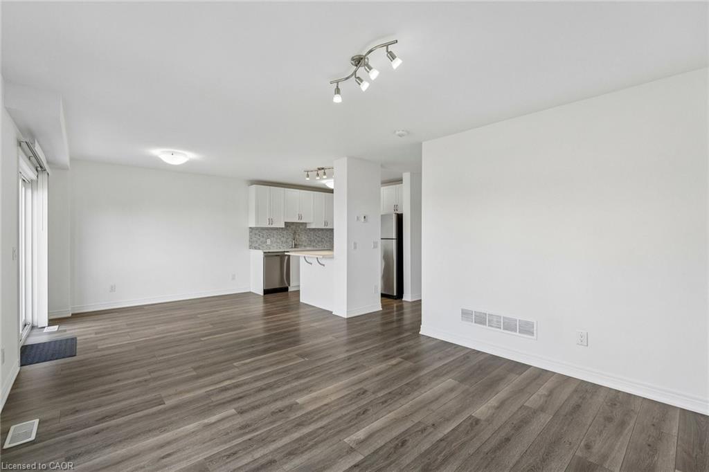 4 Viger Drive Property Photo 17