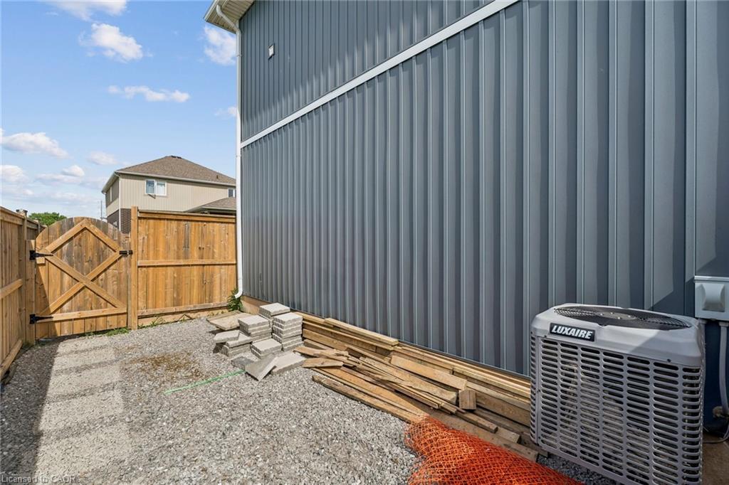 4 Viger Drive Property Photo 42