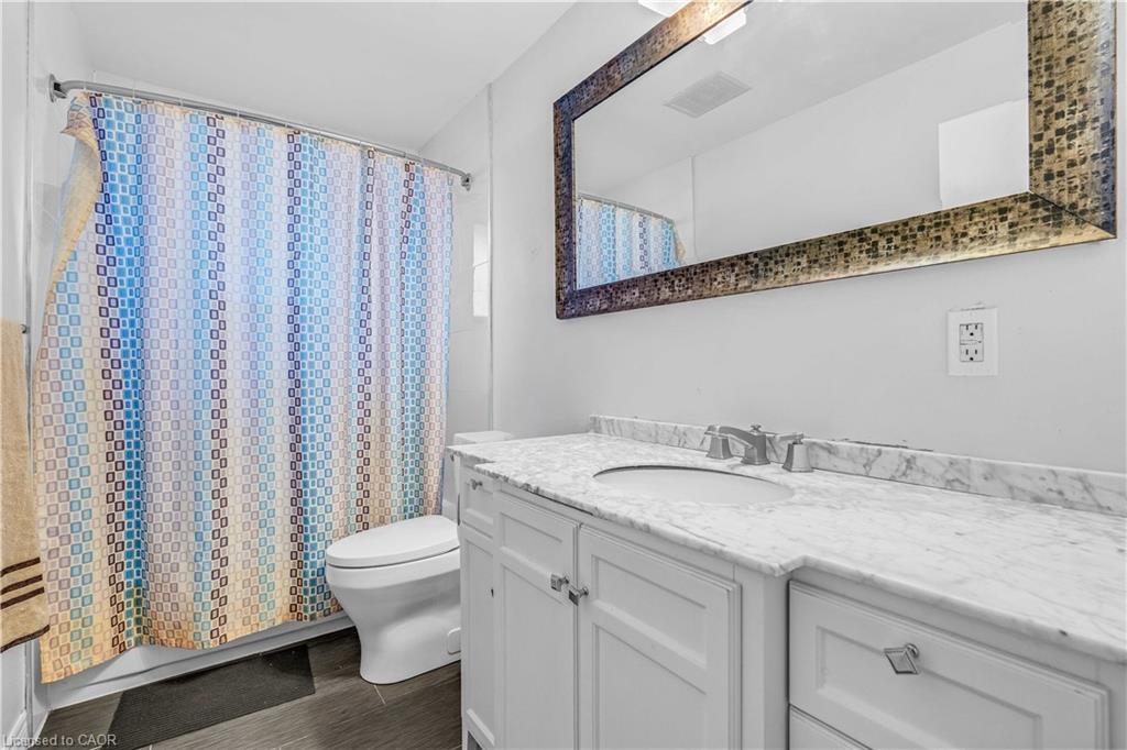 41 Alma Street N Property Photo 14