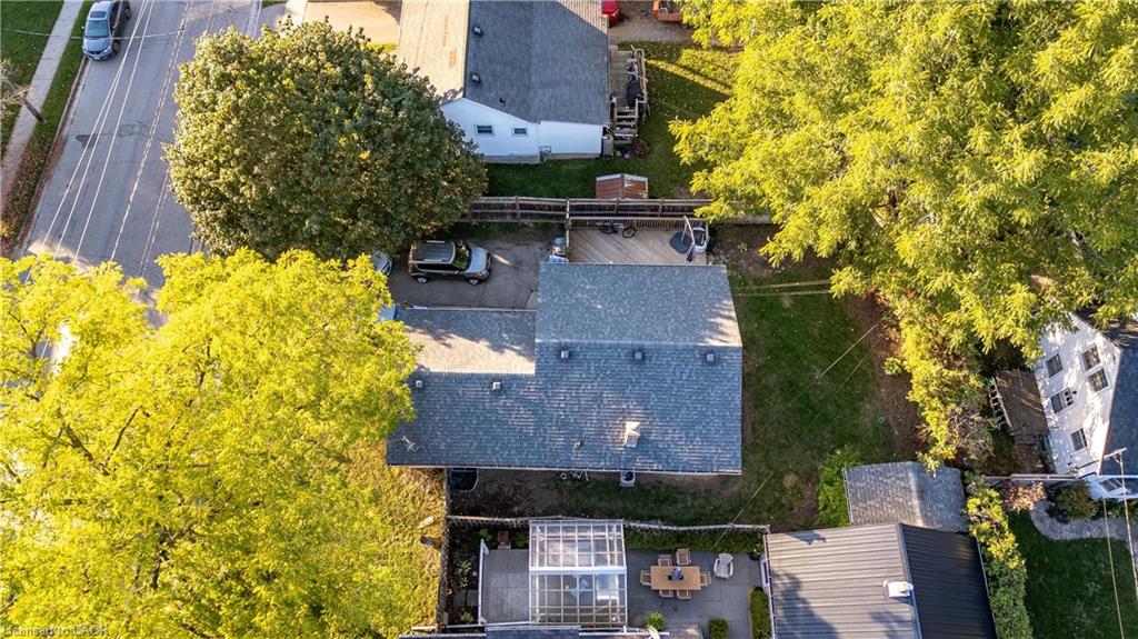 41 Alma Street N Property Photo 43