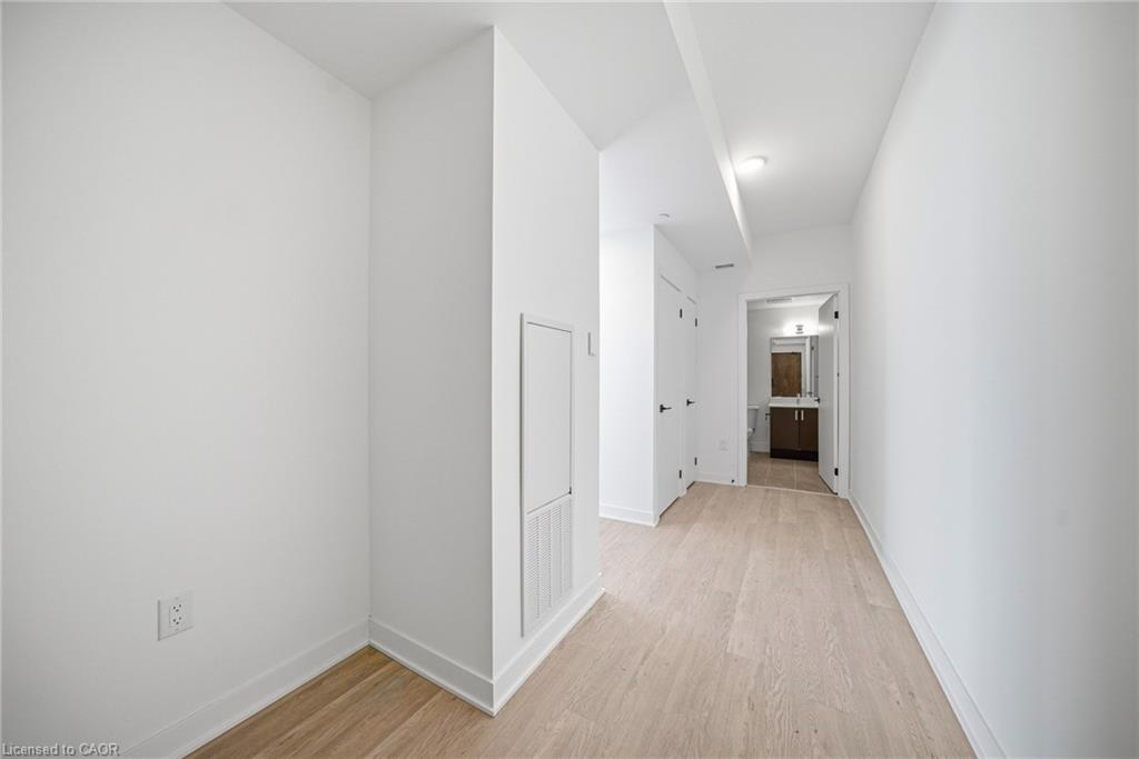 516-2782 Barton Street E Property Photo 5