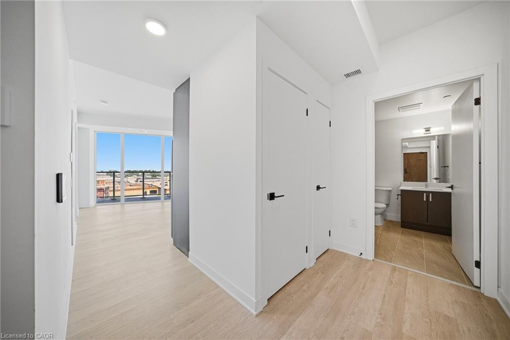 516-2782 Barton Street E Property Photo 6