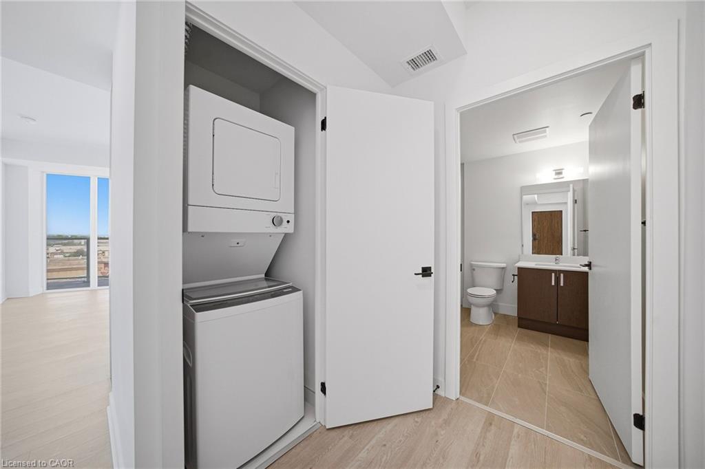 516-2782 Barton Street E Property Photo 7