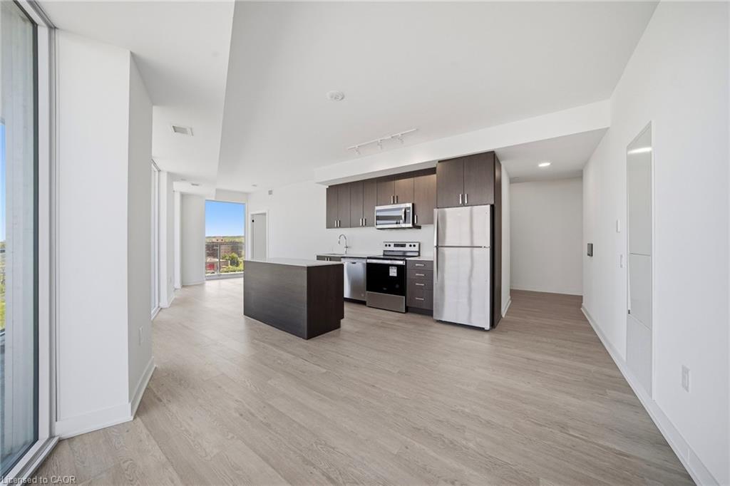 516-2782 Barton Street E Property Photo 11