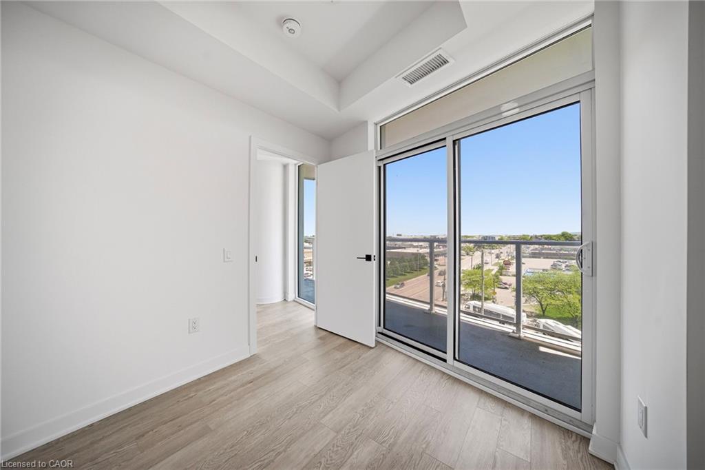 516-2782 Barton Street E Property Photo 19