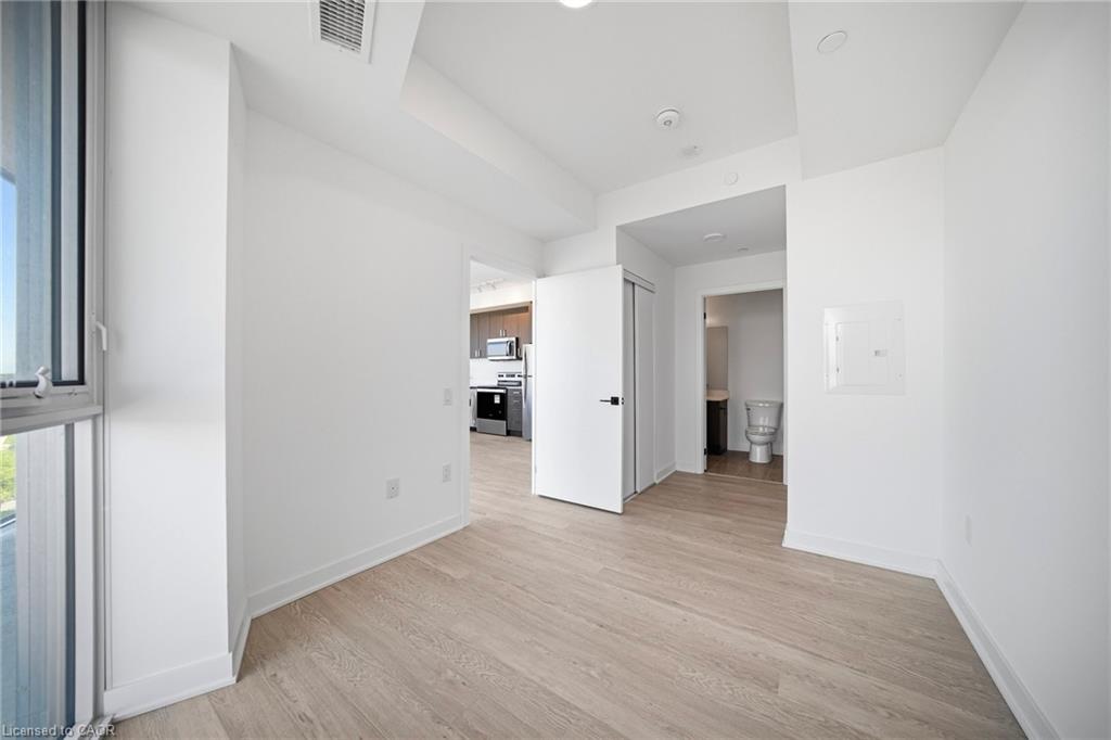 516-2782 Barton Street E Property Photo 21