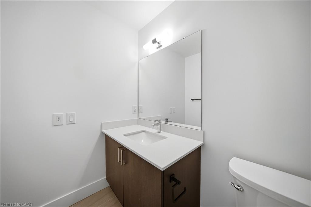 516-2782 Barton Street E Property Photo 23