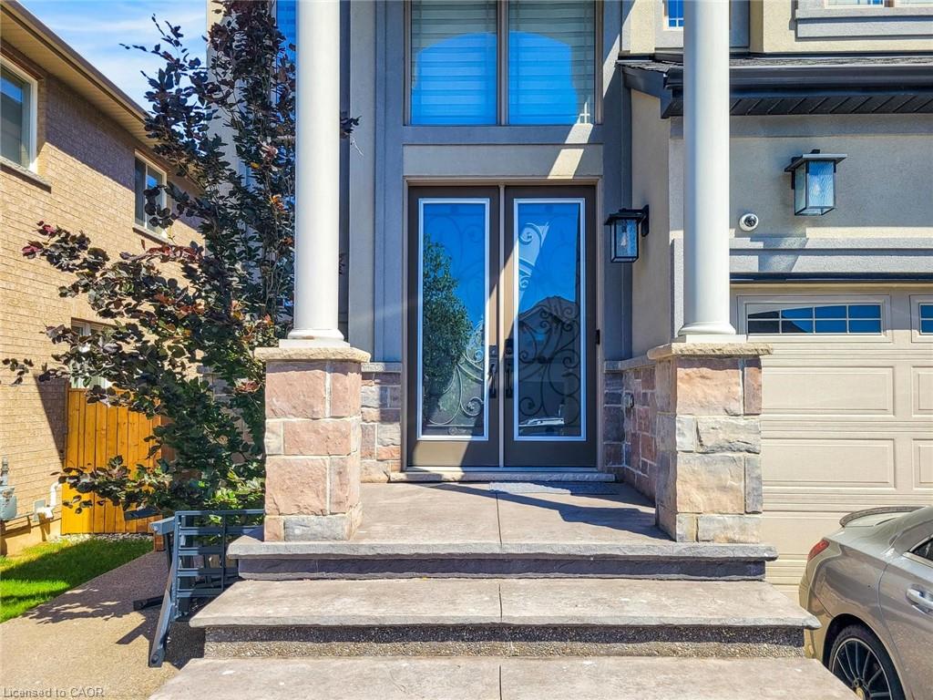 27 Riesling Court Property Photo 2