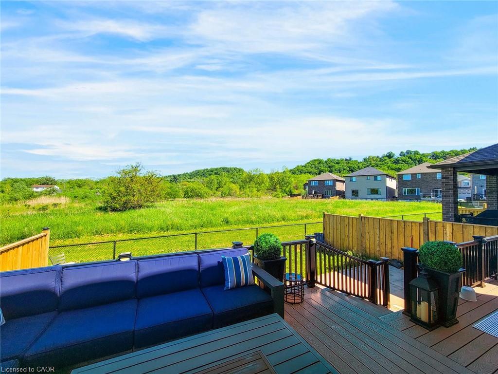 27 Riesling Court Property Photo 35