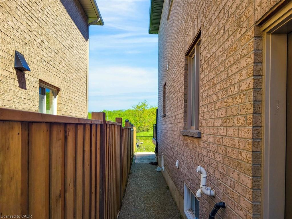 27 Riesling Court Property Photo 39