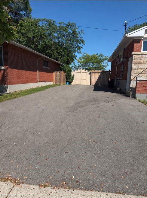 787 Upper Ottawa Street Property Photo 2