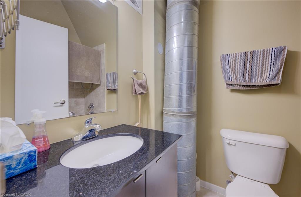 112-85 Spruce Street Property Photo 23