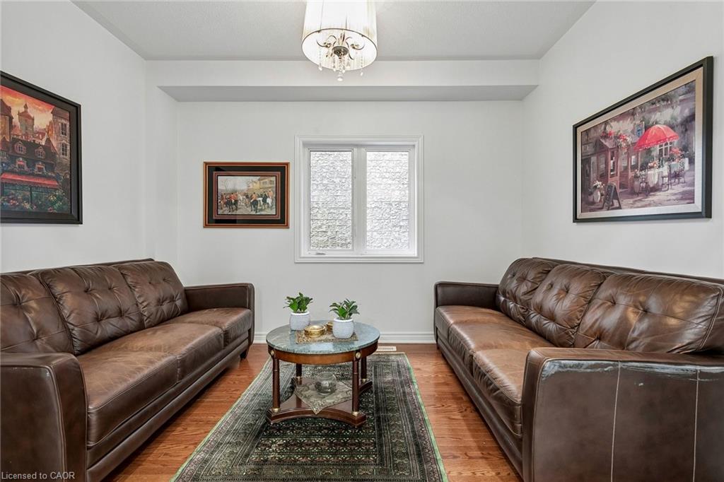 2376 Wasaga Drive Property Photo 6