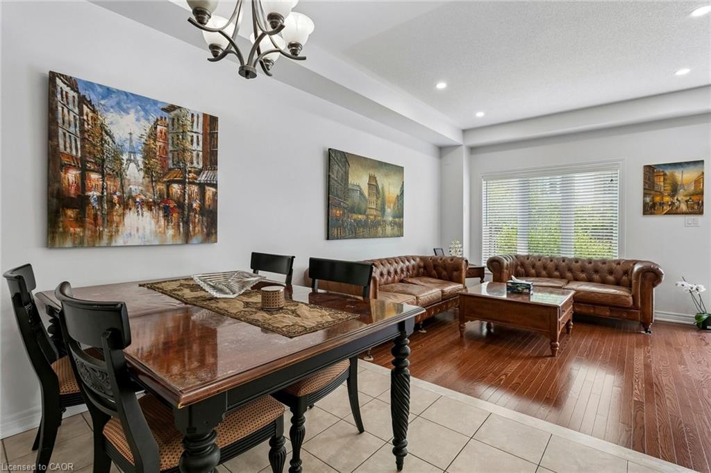 2376 Wasaga Drive Property Photo 11