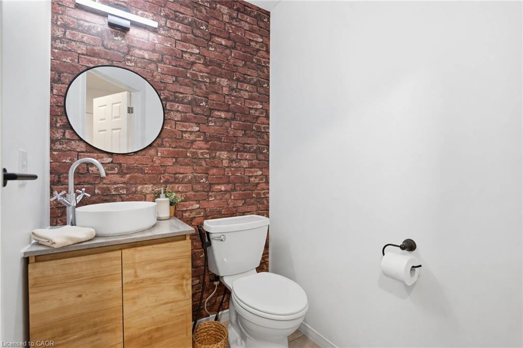 19-10 Fallowfield Drive Property Photo 6