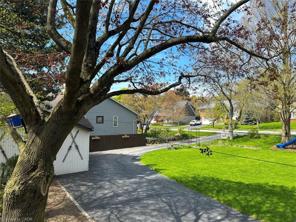 81 Thomson Drive Property Photo 48