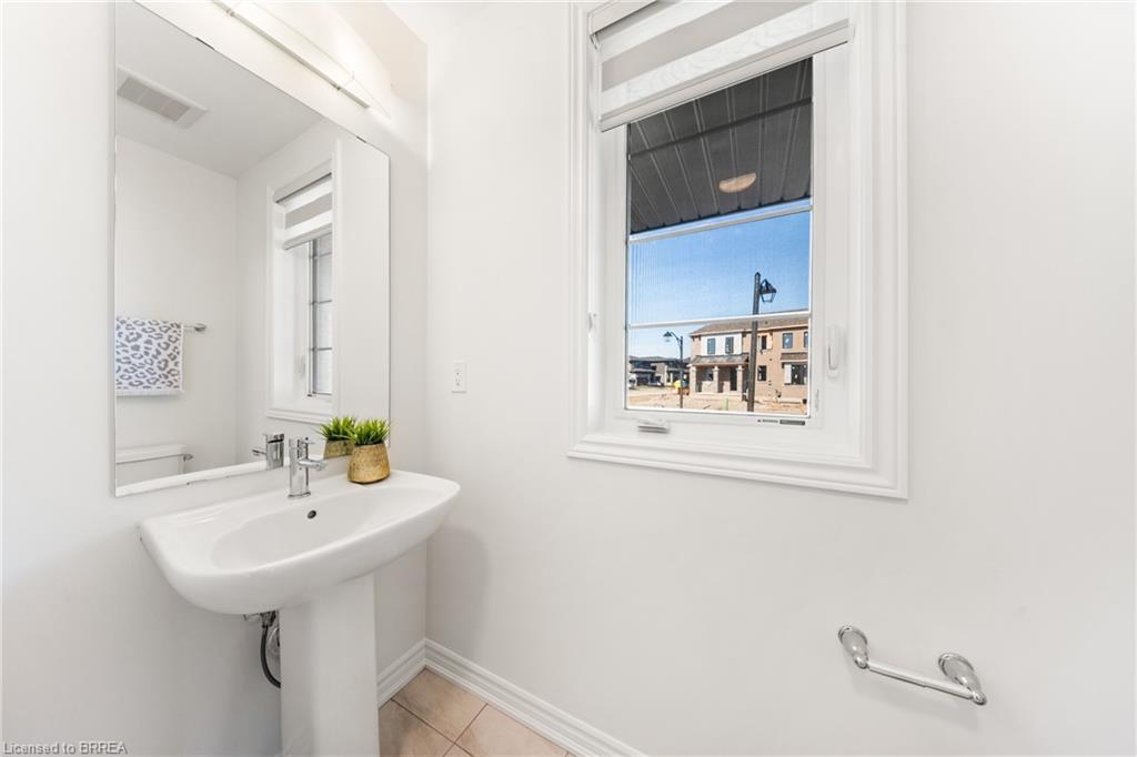 1 Bee Crescent Property Photo 18