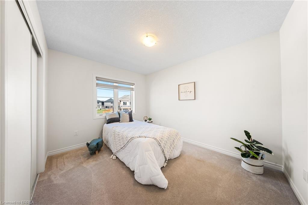 1 Bee Crescent Property Photo 30