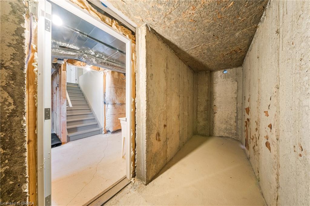1 Bee Crescent Property Photo 40