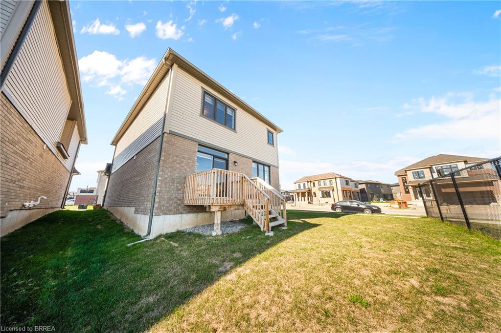 1 Bee Crescent Property Photo 44