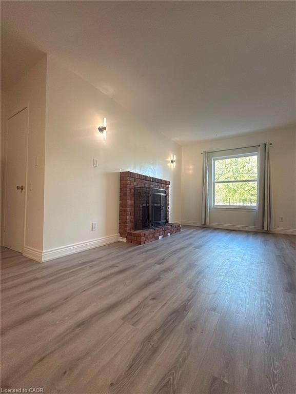 2-4687 First Avenue Property Photo 6