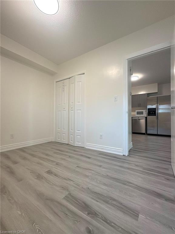 2-4687 First Avenue Property Photo 10