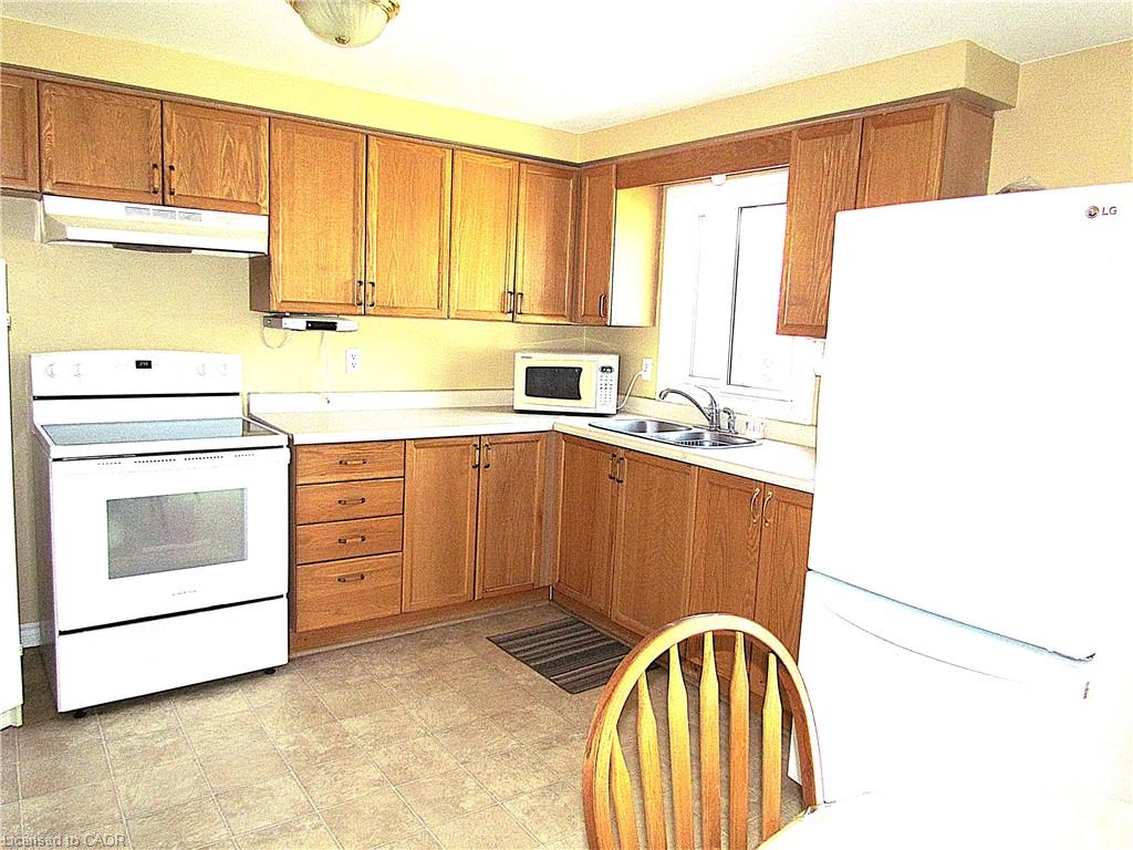 9-380 Quarterline Road Property Photo 9