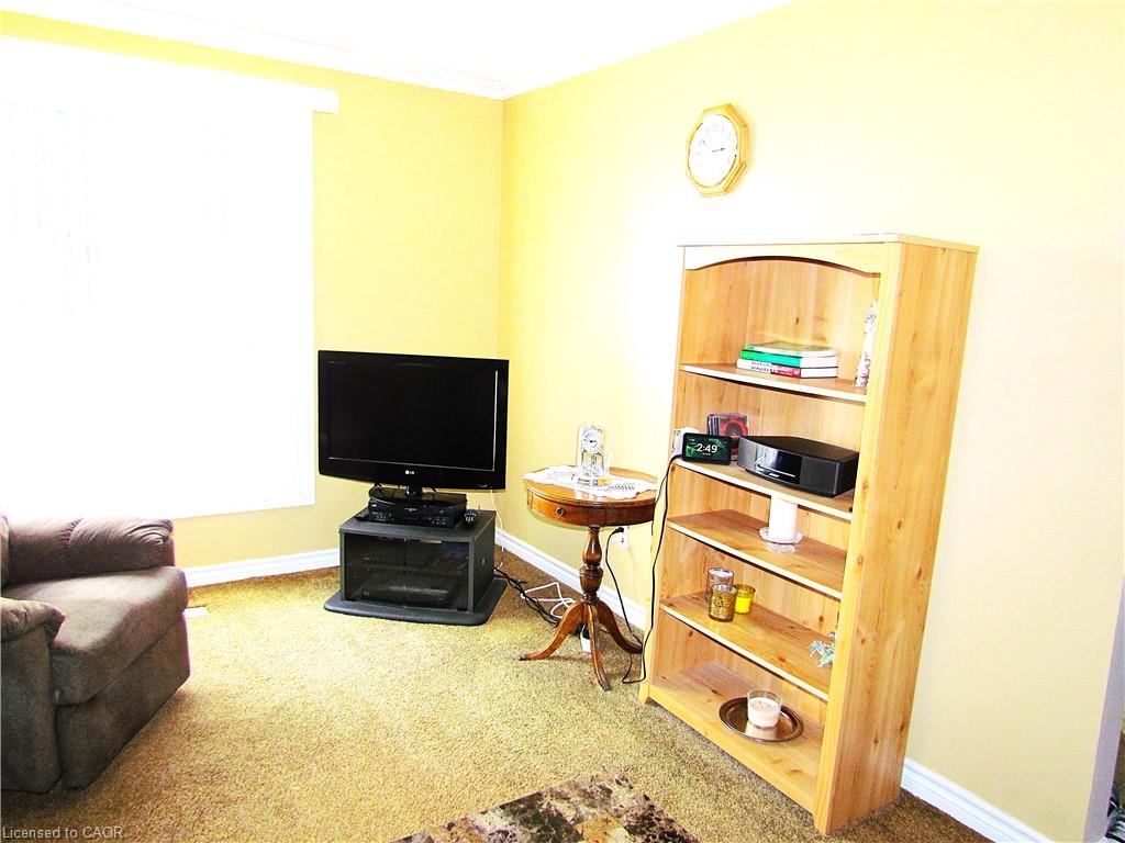 9-380 Quarterline Road Property Photo 13