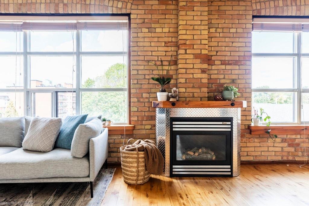 44-36 Margaret Street Property Photo 15