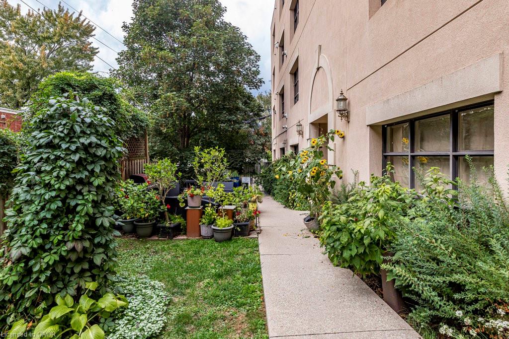 44-36 Margaret Street Property Photo 44