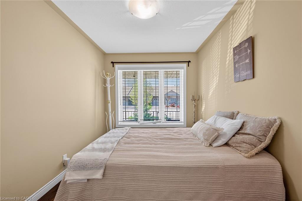 10 Emily Street Property Photo 10