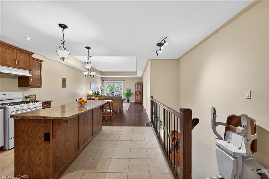 10 Emily Street Property Photo 13