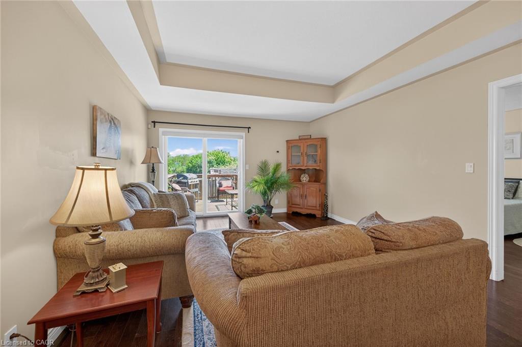 10 Emily Street Property Photo 26