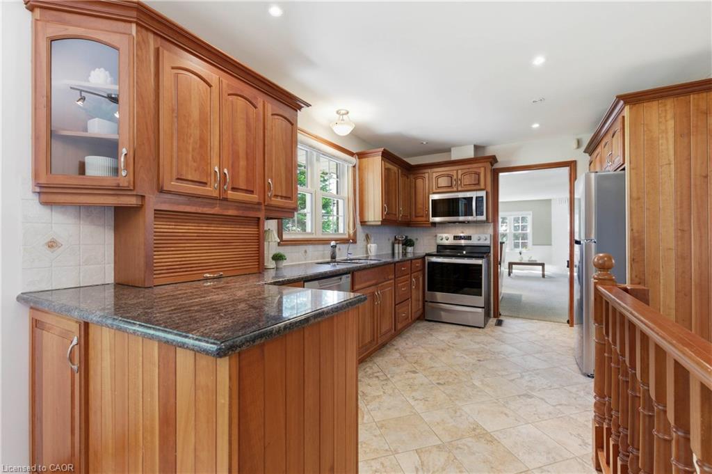 1068 Cameron Road Property Photo 8