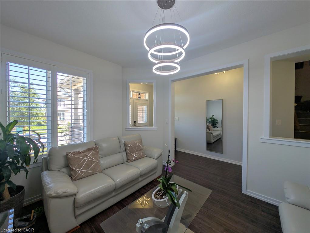 37 Mull Avenue Property Photo 4