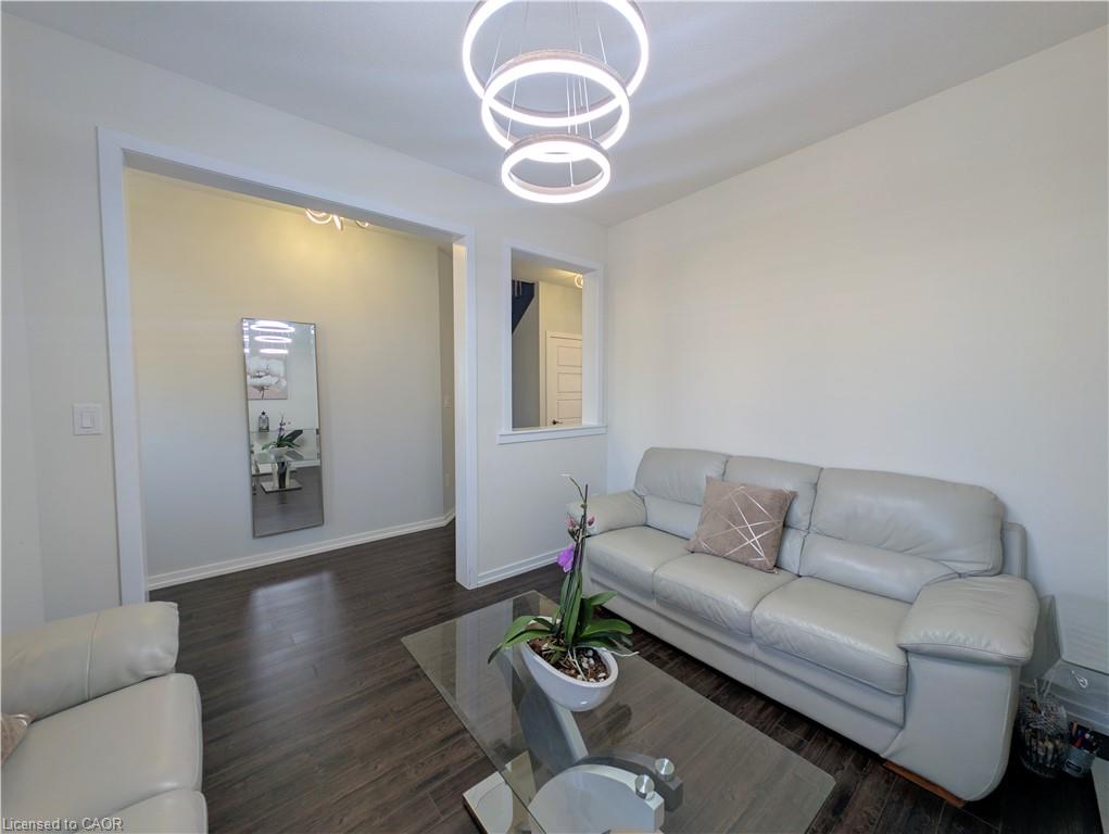 37 Mull Avenue Property Photo 5