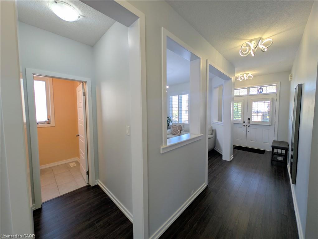 37 Mull Avenue Property Photo 6
