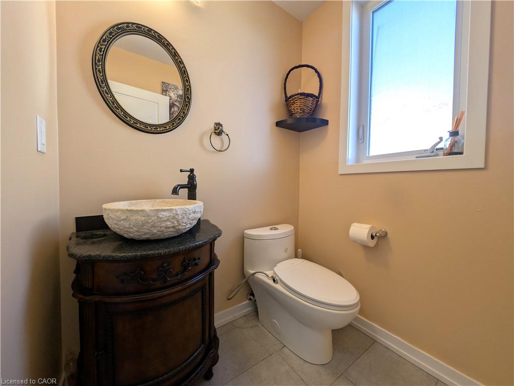 37 Mull Avenue Property Photo 7