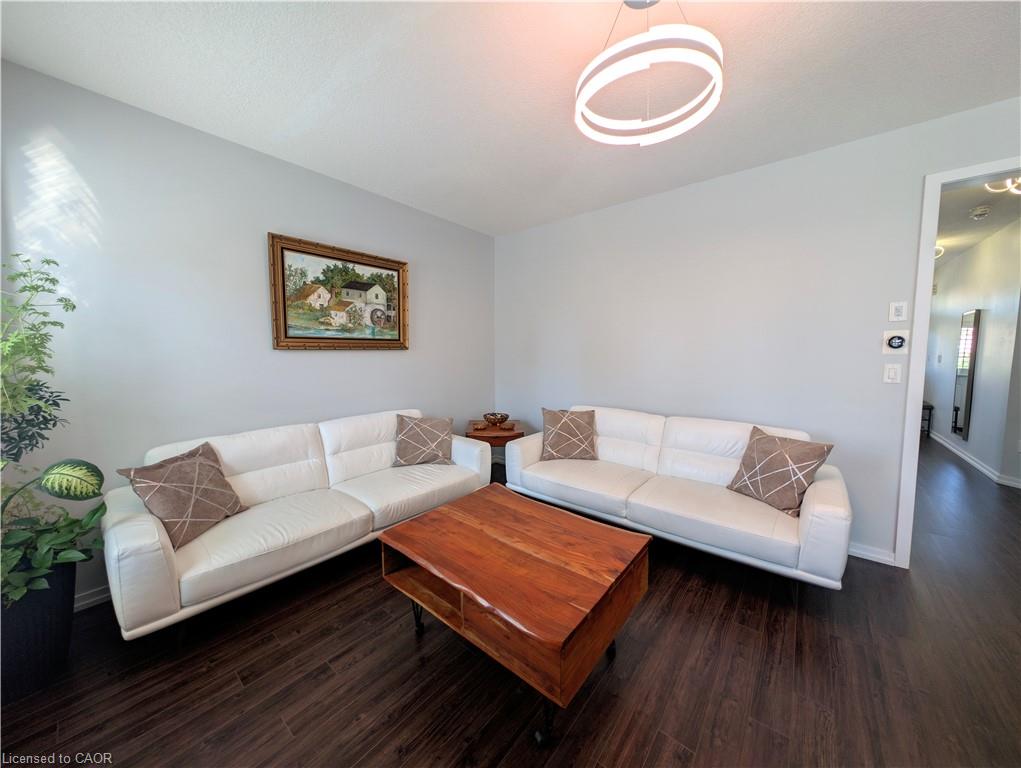 37 Mull Avenue Property Photo 11
