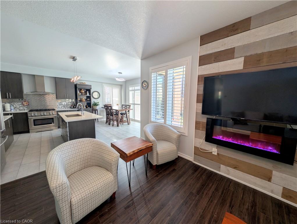 37 Mull Avenue Property Photo 12
