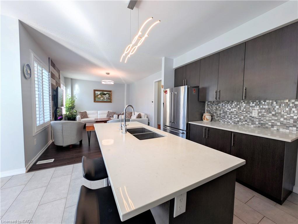 37 Mull Avenue Property Photo 15