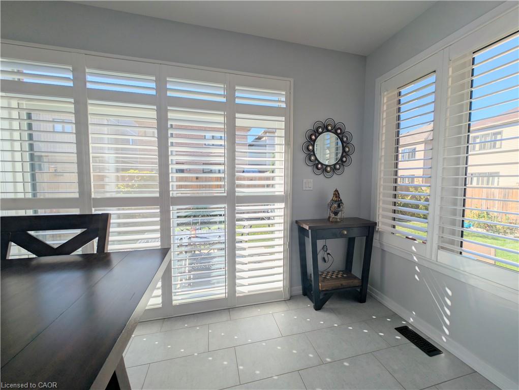 37 Mull Avenue Property Photo 22