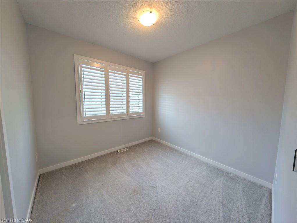 37 Mull Avenue Property Photo 36