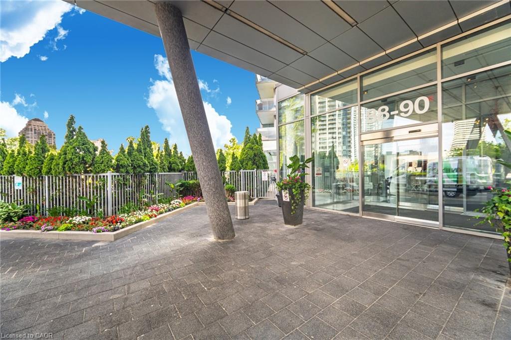 3005-88 Park Lawn Road Property Photo 3