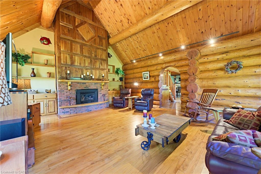 169 James Street Property Photo 2