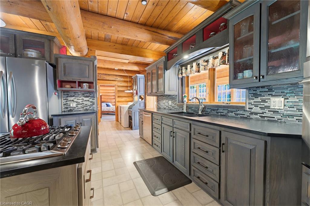 169 James Street Property Photo 16